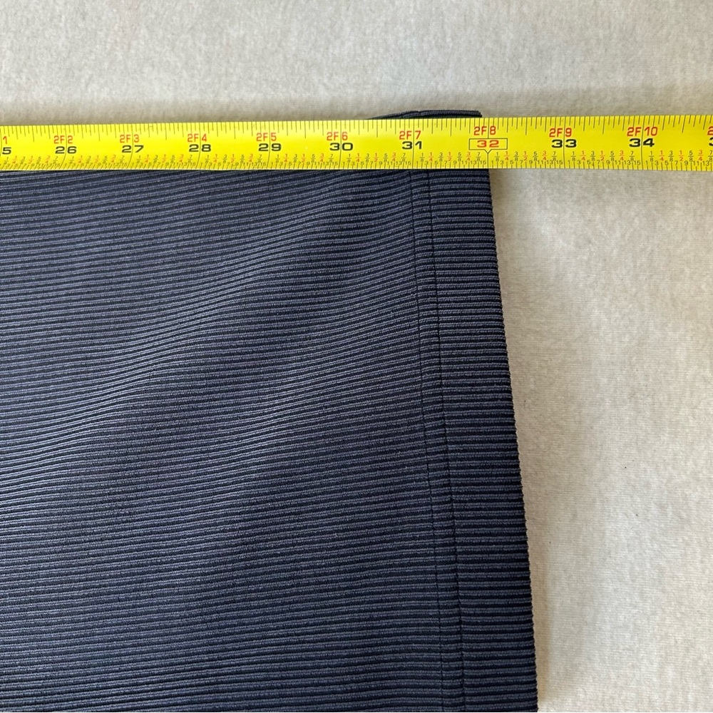 Lululemon Brushed Softstreme Ribbed zip‎ flared pant 32.5” black size 0 - Picture 12 of 12